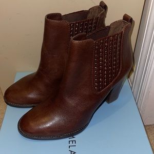 Antonio Melani EADIE Booties